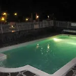 Mobil Confortable Avec Terrasse Pour 4 Personnes - Api-1-52-583 Camping