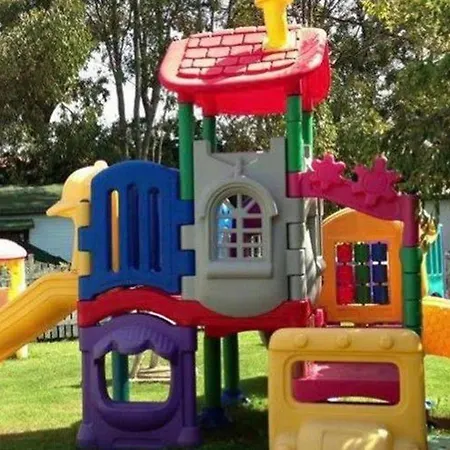 Mobil Confortable Avec Terrasse Pour 4 Personnes - Api-1-52-583 Camping *