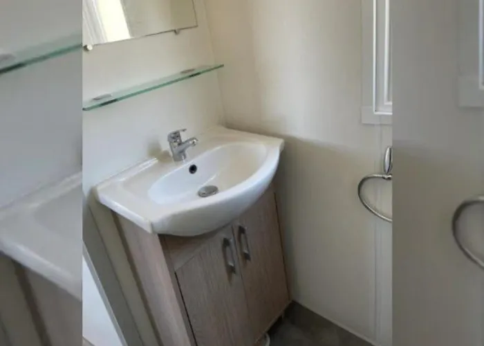 Mobil Confortable Avec Terrasse Pour 4 Personnes - Api-1-52-583 Camping *